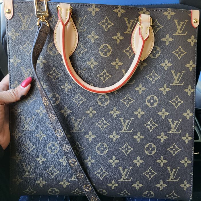 Louis Vuitton Sac Plat дамска чанта оригинал