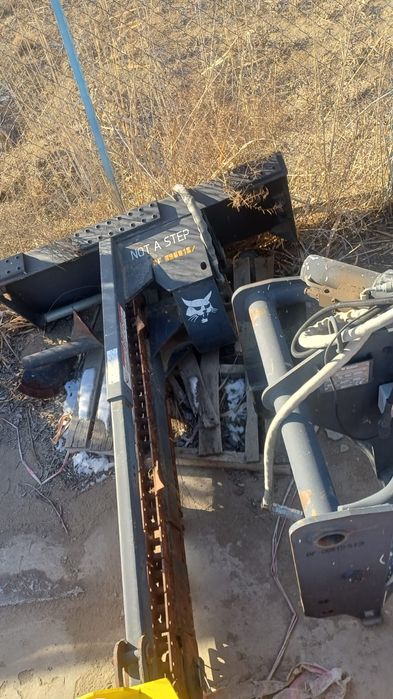 Навесное оборудование на Bobcat