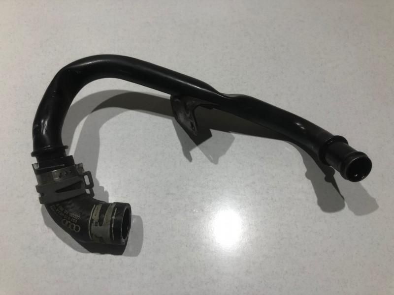 Furtun / Conducta apa Volkswagen Phaeton facelift 057103493a 3.0 tdi C