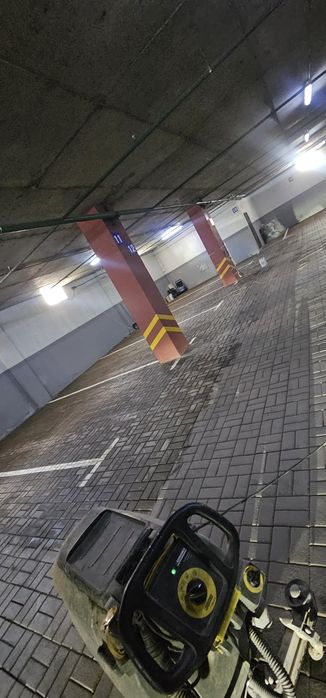 Уборка паркингов, боксов, помещений