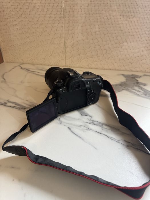 Canon 60d фотоаппарат продам