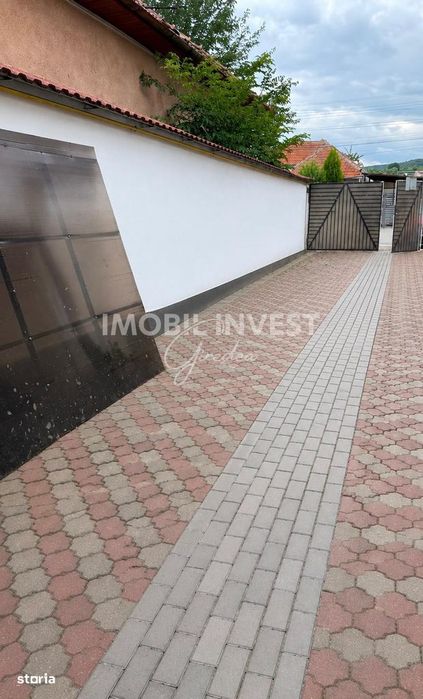 Casa Duplex Spatioasa | 135 mp Utili | 200 mp Teren | Zona Cetate