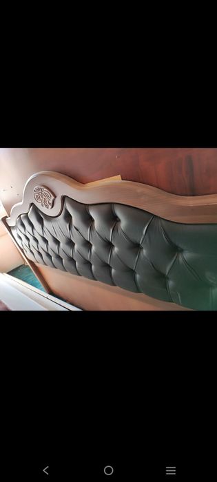 Спальный гарнитур