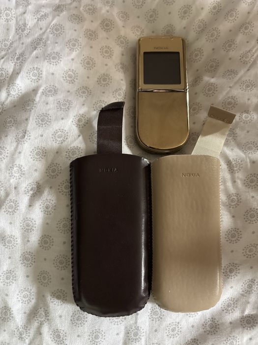 Nokia 8800 sirocco gold top