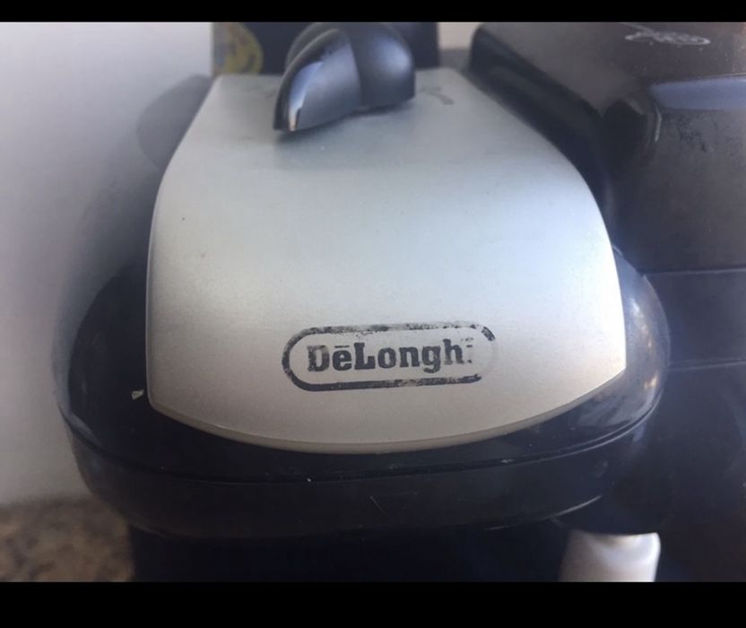 Кофеварка  Delonghi