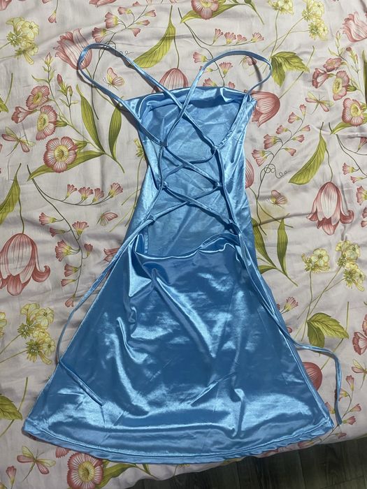 Продам платье на завязках