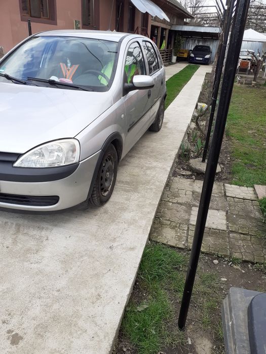 Opel corsa c 1.0 2001 preț 3500 lei taxe expirate perfect funcțională