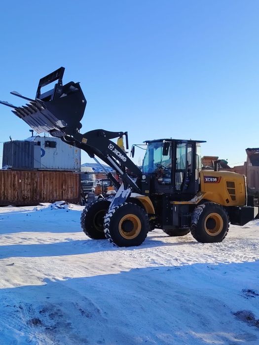 Погрузчик свободный 2 кубов