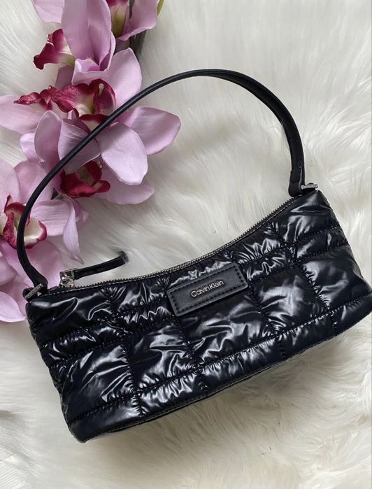 Сумка от Calvin Klein