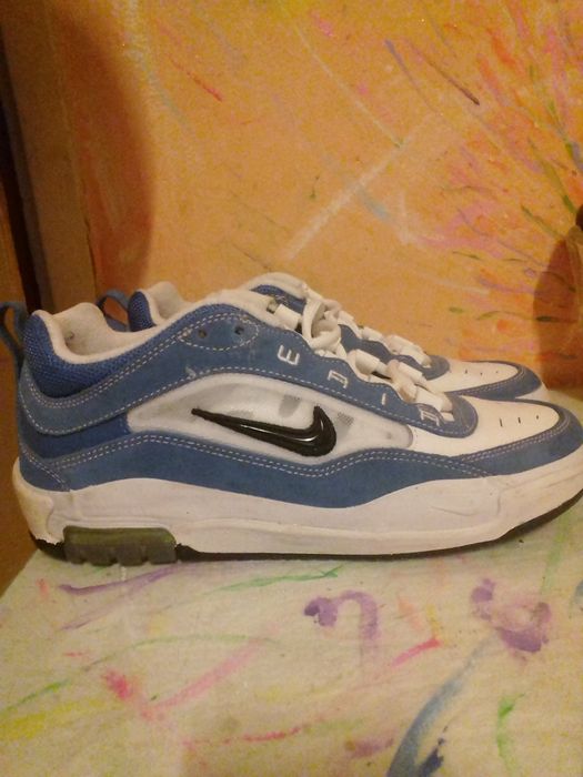 Обувки NIKE оригинални 43-ти номер
