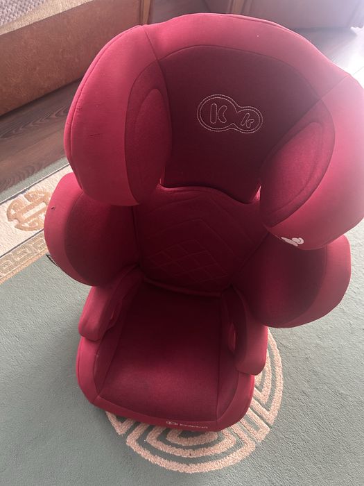 Scaun auto cu ISOFIX