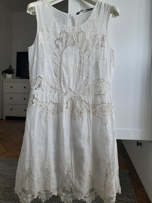 Rochie Zara cu dantela, m, 50 lei