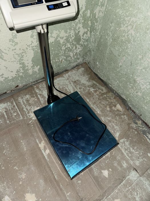 Чисто нов Кантар до 100кг