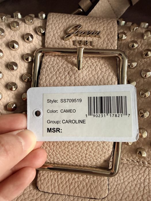 Чанта Guess Caroline