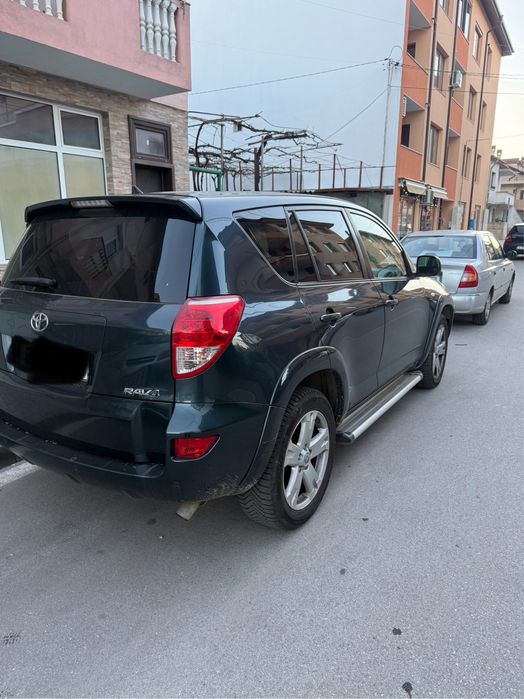 Toyota Rav 4 Кара се всеки ден!!!