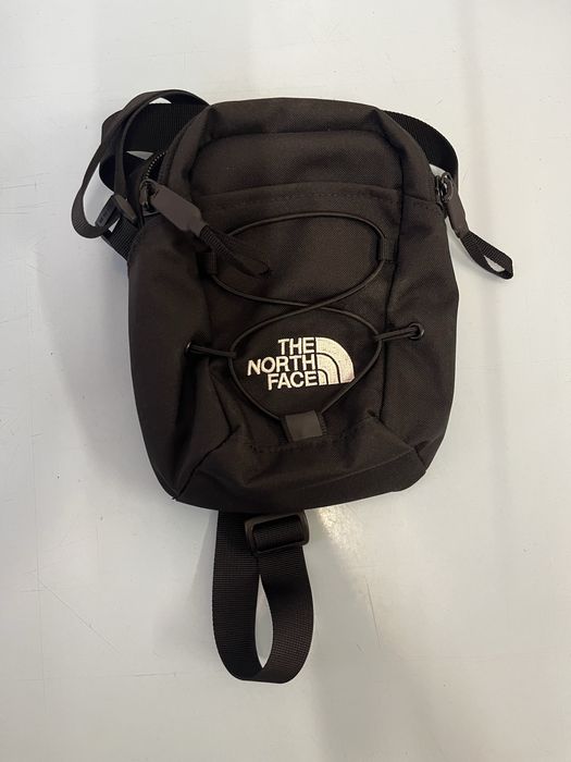 The north face чанта чисто нова