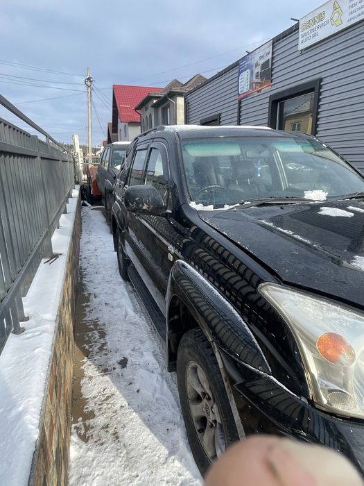 Dezmembrez land cruiser