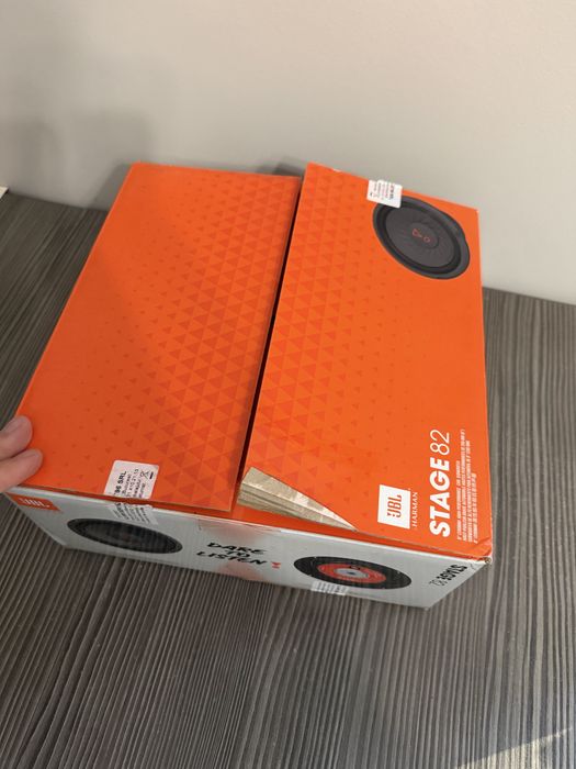 Subwoofer auto jbl stage 82 nou