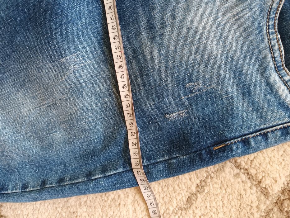 Мъжки дънки малко носени