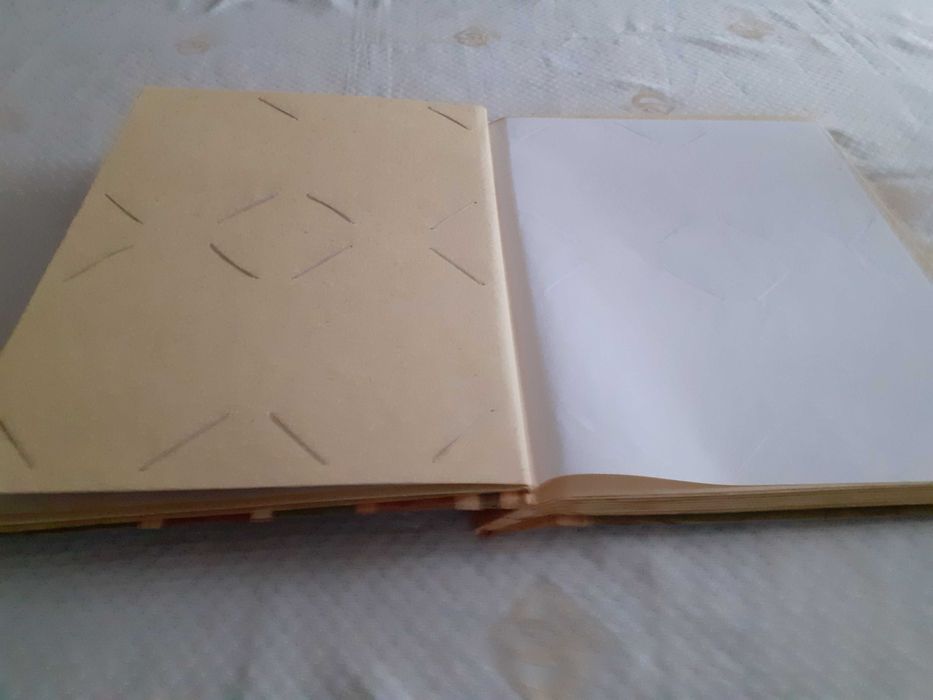 Нови албуми за снимки от 5 до 25 лв.