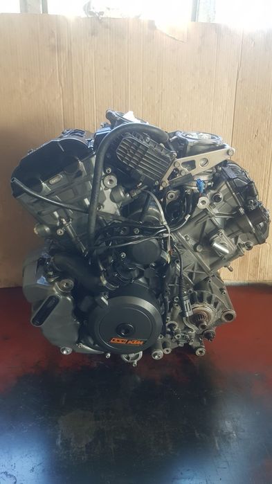 KTM  DUKE  690 an 2019 56oookm KTM LC8 1290 duke adventur