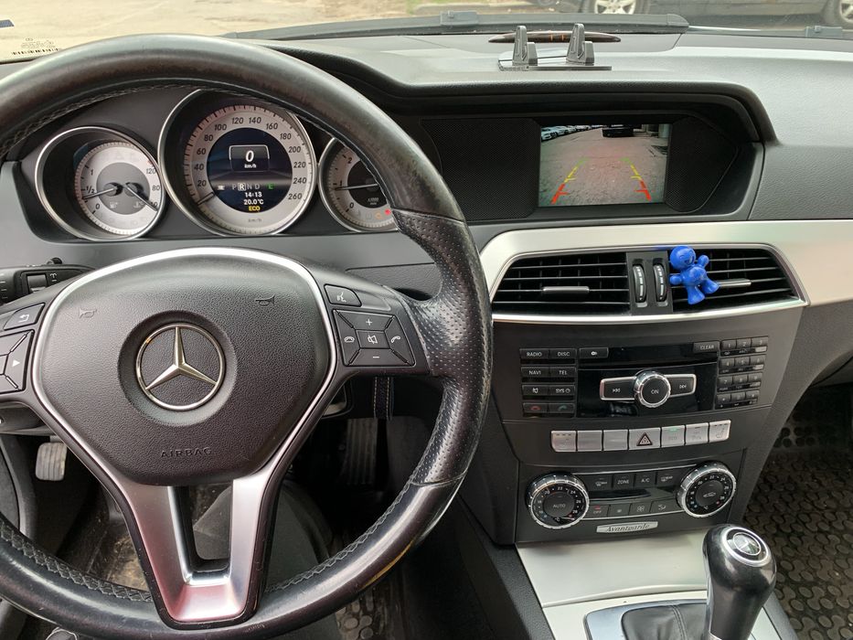 Задна камера и Carplay Mercedes W204 W212 монтиране Fakra AndroidAuto