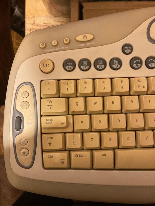 Безжична клавиатура