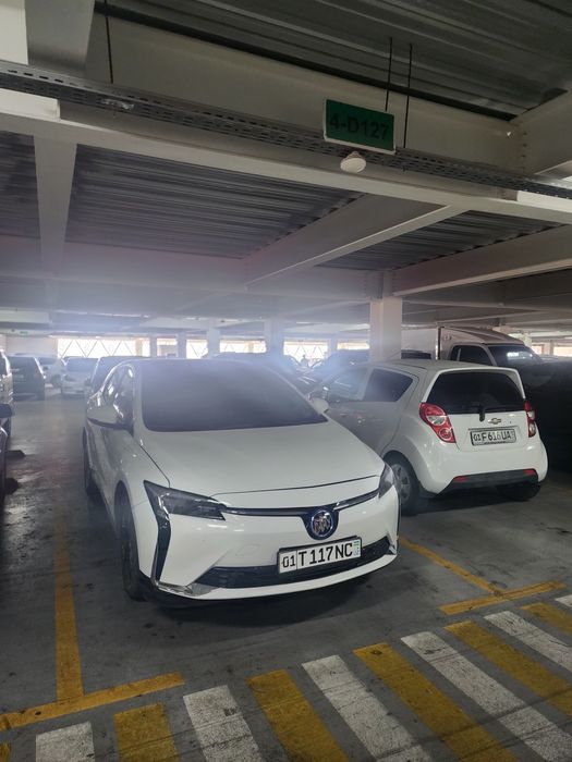 Taxi xizmati Bog'chaga maktabga bolalarni oborib qoyamiz