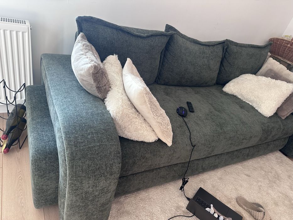 Canapea Mobexpert extensibila 2800 lei
