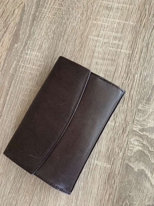 Дамско портмоне от естествена кожа