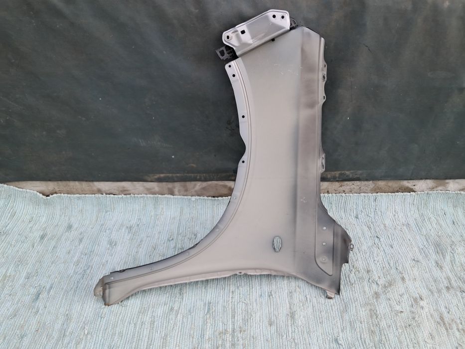 Калник  Suzuki Vitara 3 2018/24г