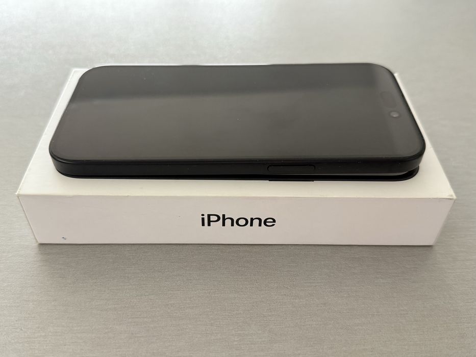 iPhone 15  256 GB Black+Mode
