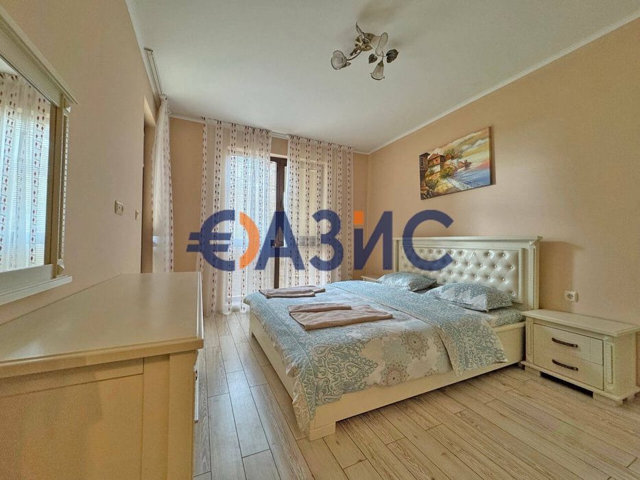 Продава се Двустаен апартамент в Несебър - 68 кв.м за 975 €/кв.м - Снимка #5
