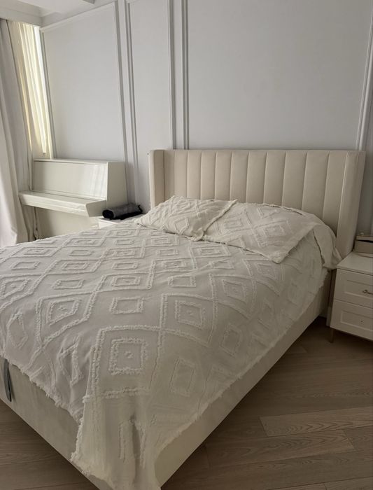 Продам кровать 160*200