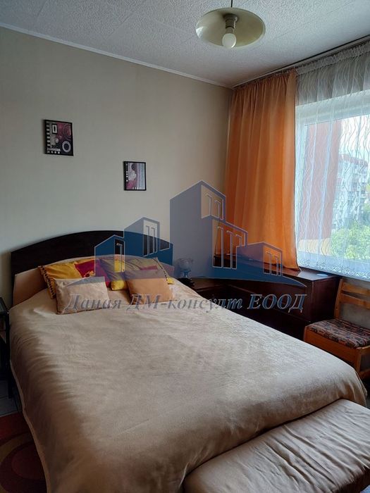 Продава се Тристаен апартамент в Шумен, Тракия - 78 кв.м за 1563 €/кв.м - Снимка #2