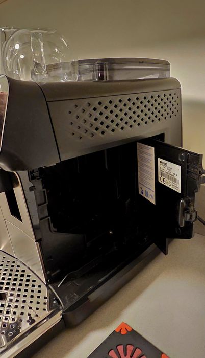 Espressor automat Philips LatteGo Seria 5400