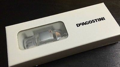 Breloc metalic Dacia 1300 Deagostini nou