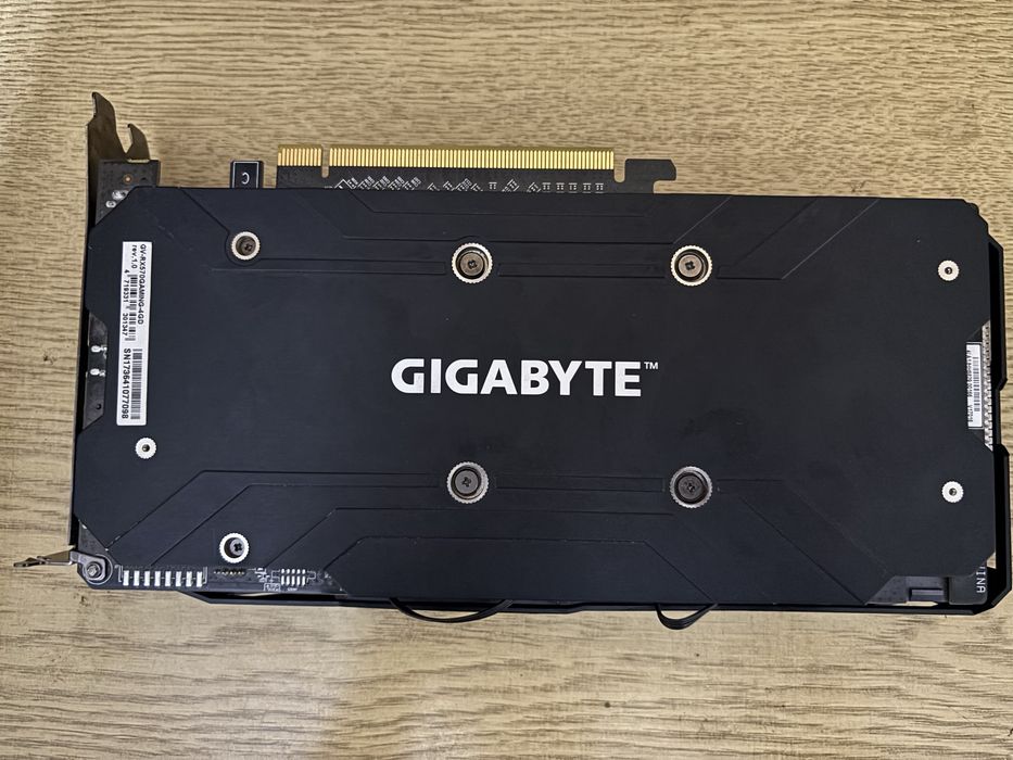 Продавам RX 570 Gigabyte Edition 4GB – Отлично състояние