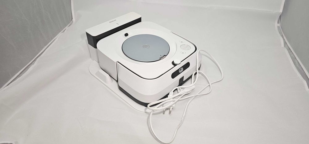 робот моп iRobot Braava Jet M6
