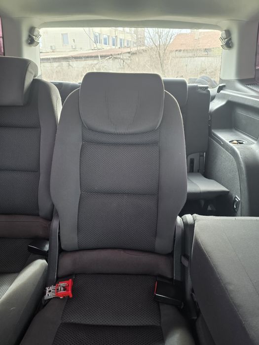 На части VW touran 1.6 105 tdi / VW туран 1.6 105 к.с.