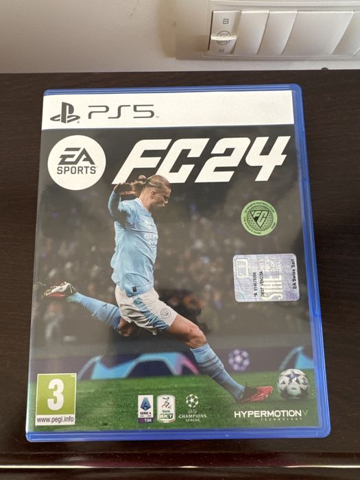 Vand fc 24 pentru ps5