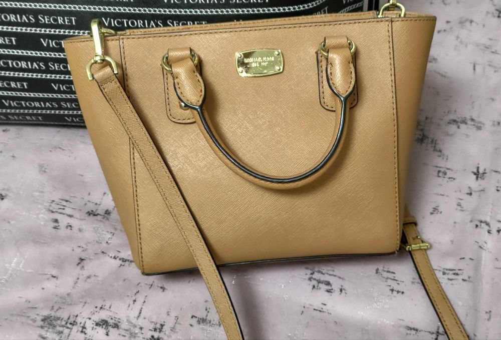 Michael Kors  Victorias Secret, Marino Orland Marc Jacobsi