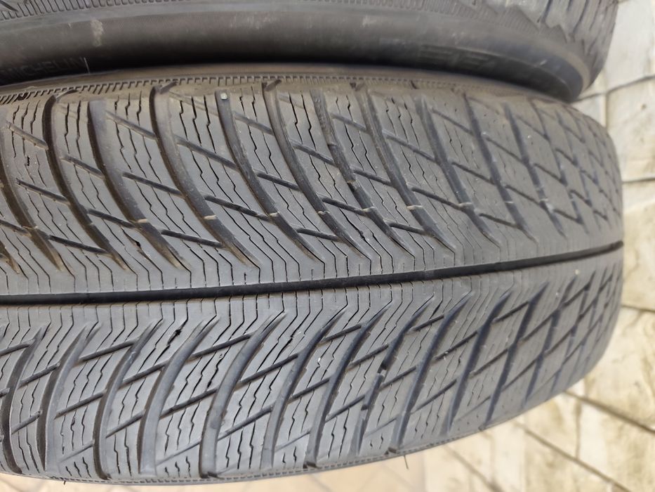 Зимни гуми Michelin 215/65R17  215/65/17