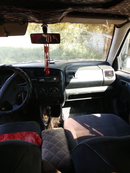 Голфь. 3  1.6 бензин