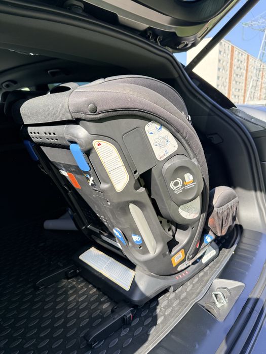 Автокресло Joie с креплением ISO-FIX