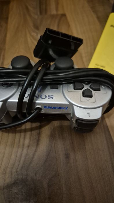 Consola PS2 Slim cu accesorii originale + 128 MB card memorie