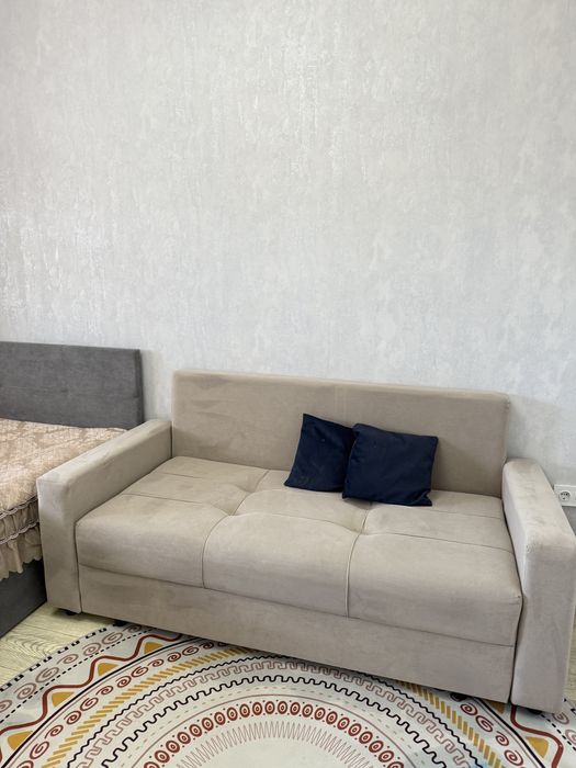 Продаем диван 180*70