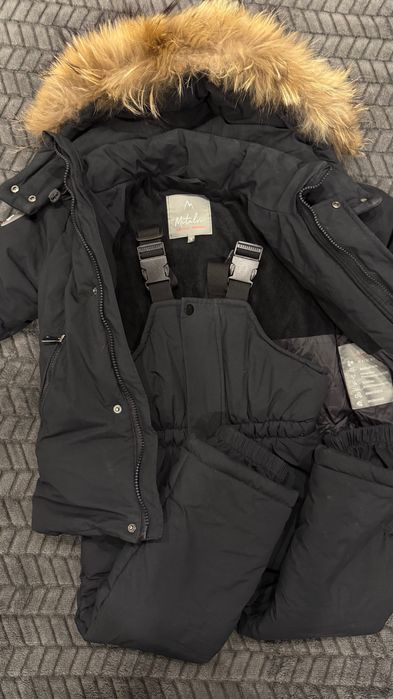 Продам зимний костюм на 4/5 лет