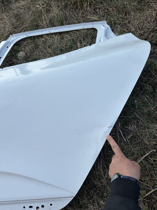 Ușă stânga spate renault clio 5.