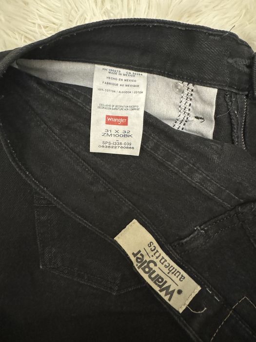 Джинсы черные Wrangler, США